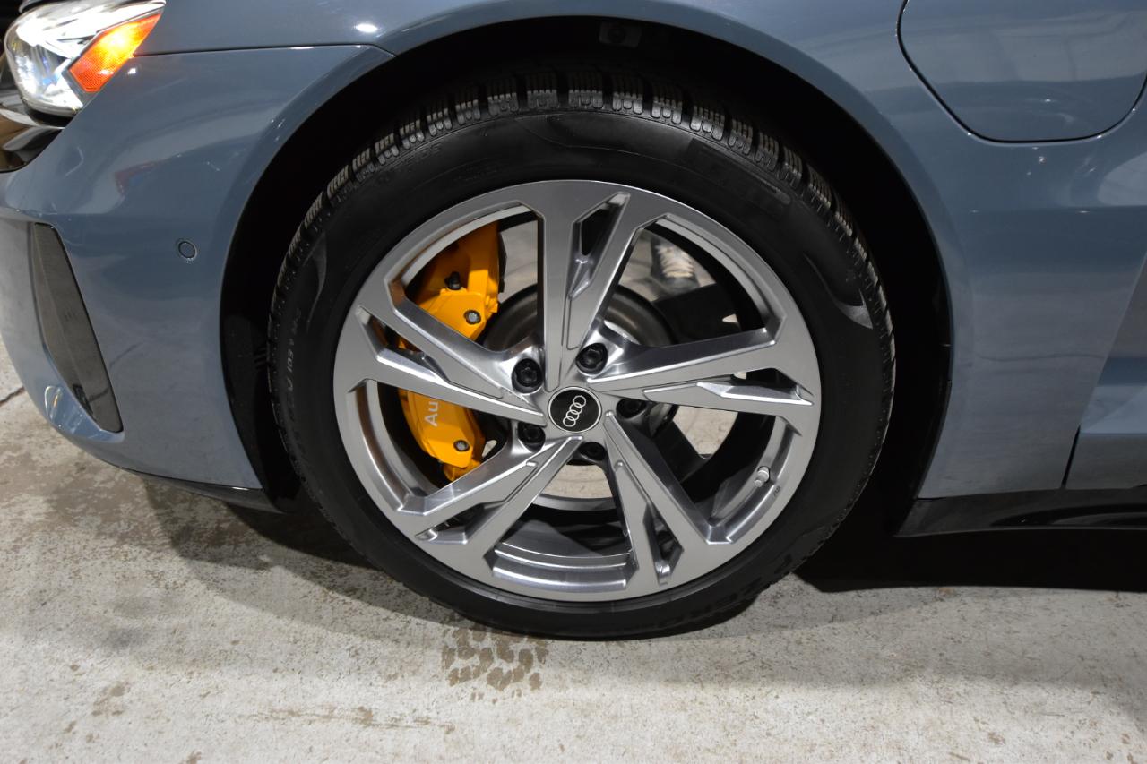 Audi RS e-tron GT quattro 2022