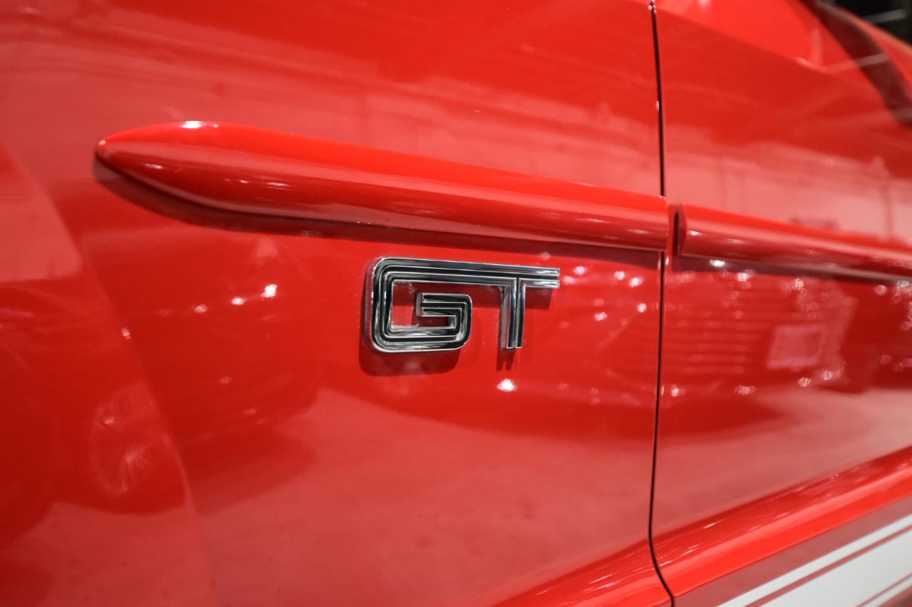 Ford Mustang 2dr Cpe GT Premium 2005