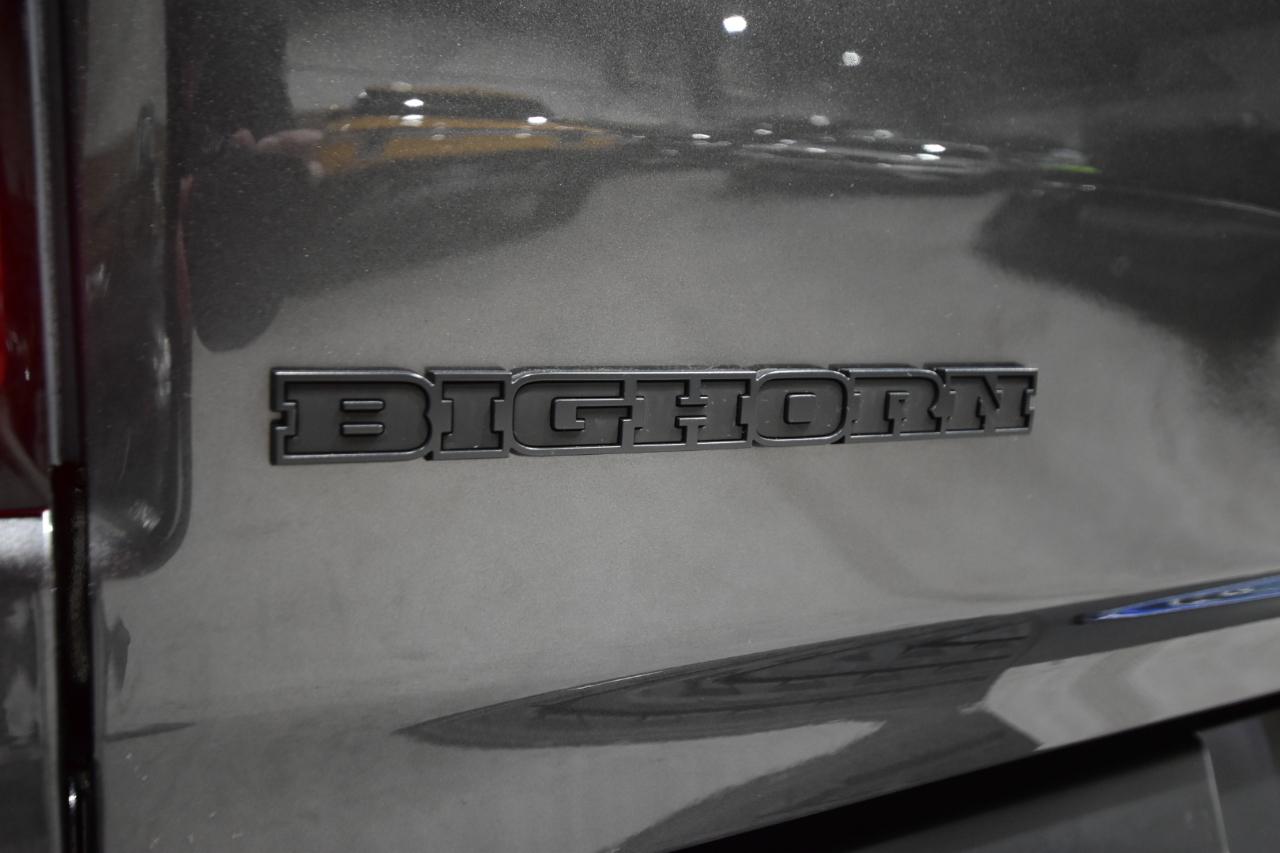 RAM 1500 Big Horn 4x4 Crew Cab 5'7" Box 2020
