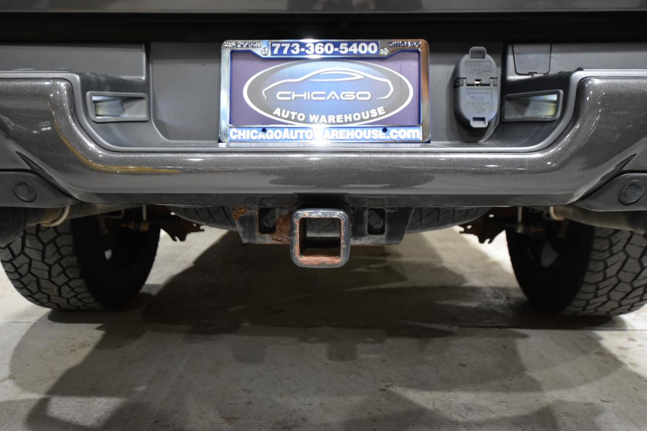 RAM 1500 Big Horn 4x4 Crew Cab 5'7" Box 2020