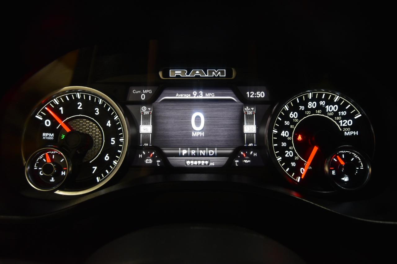 RAM 1500 Big Horn 4x4 Crew Cab 5'7" Box 2020