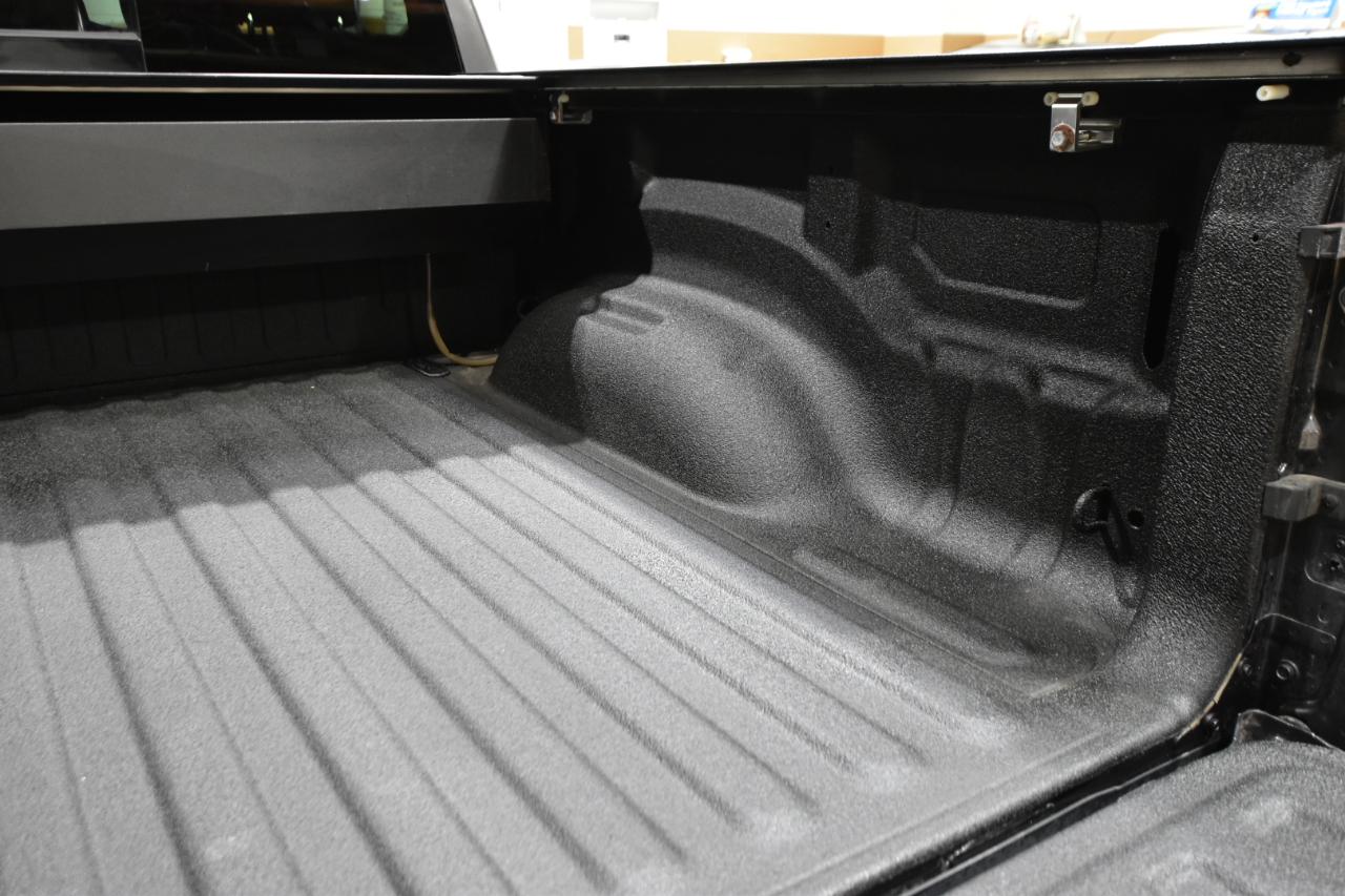 RAM 1500 Big Horn 4x4 Crew Cab 5'7" Box 2020