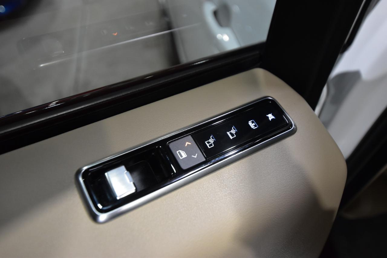 Land Rover Range Rover V8 Supercharged SWB 2018