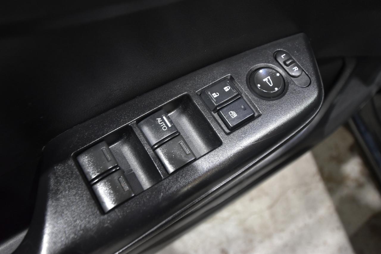 Honda Civic Sedan 4dr CVT LX 2015