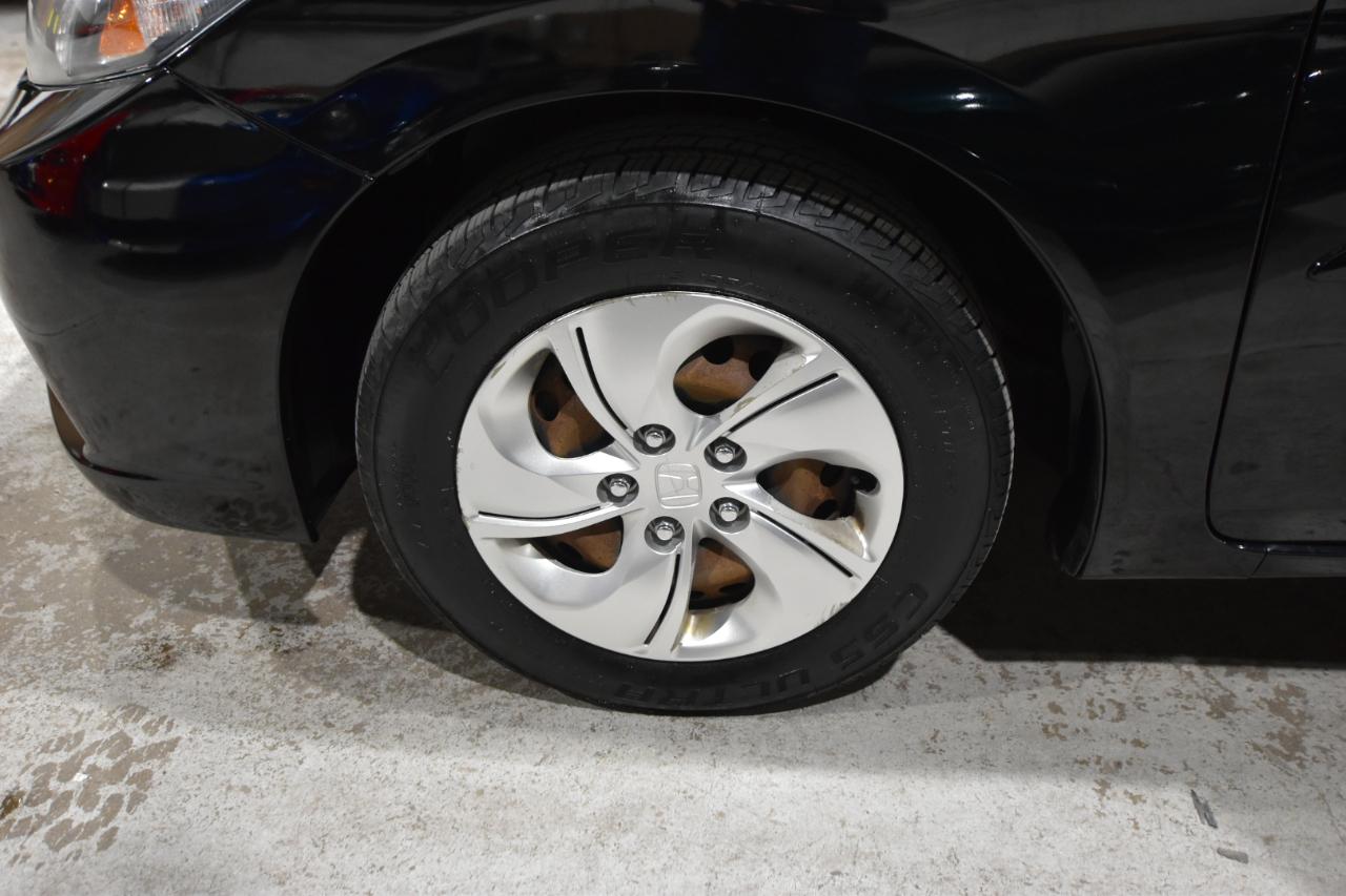 Honda Civic Sedan 4dr CVT LX 2015