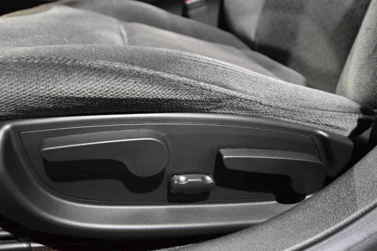 Chevrolet Impala 4dr Sdn LT Retail 2012