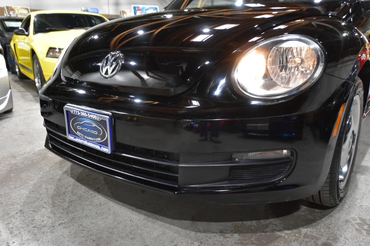 Volkswagen Beetle 2dr Cpe Man 2.5L PZEV 2012