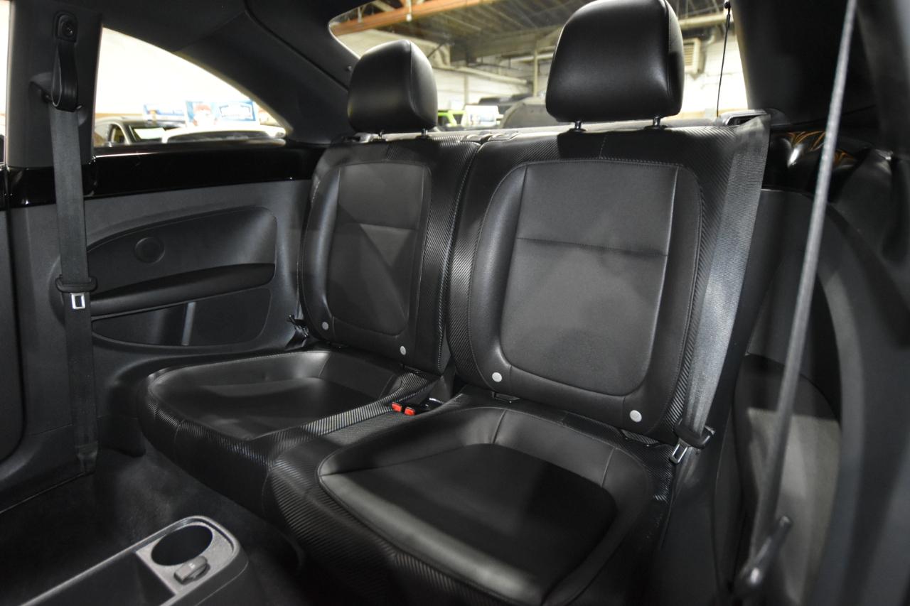 Volkswagen Beetle 2dr Cpe Man 2.5L PZEV 2012