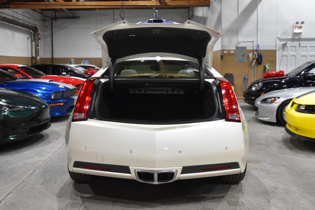 Cadillac CTS Coupe 2dr Cpe Premium AWD 2011