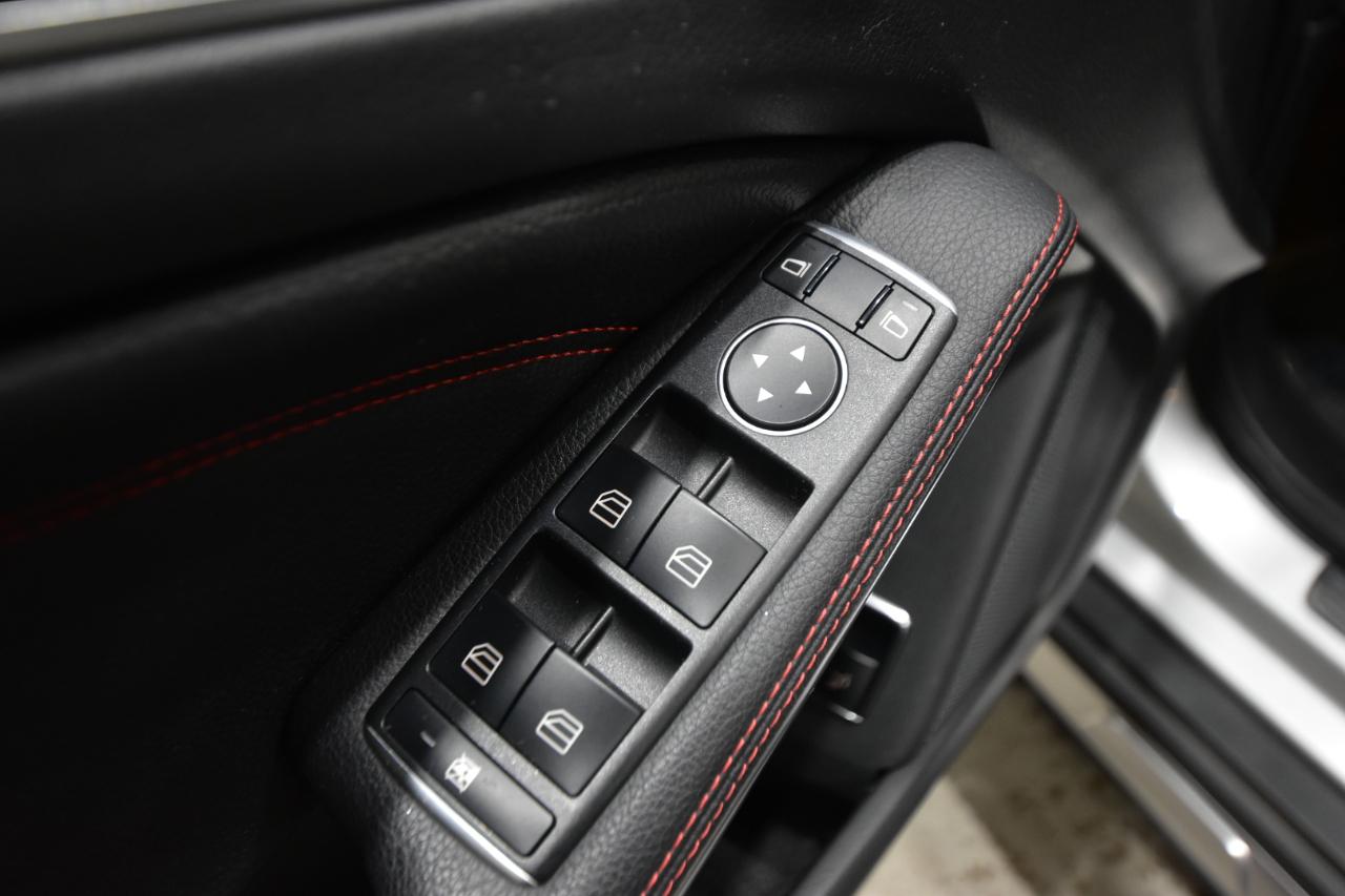 Mercedes-Benz GLA AMG GLA 45 4MATIC SUV 2018