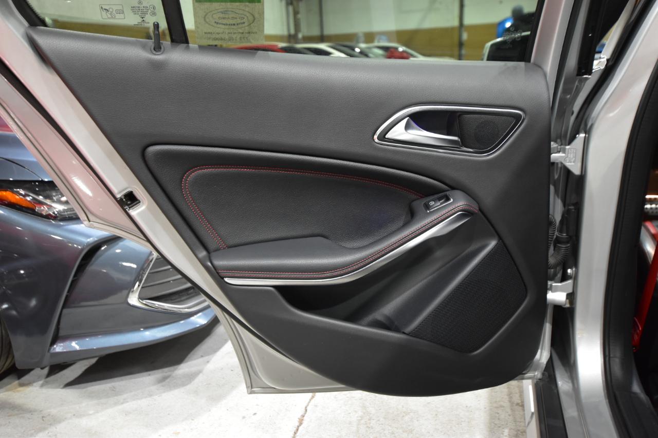 Mercedes-Benz GLA AMG GLA 45 4MATIC SUV 2018