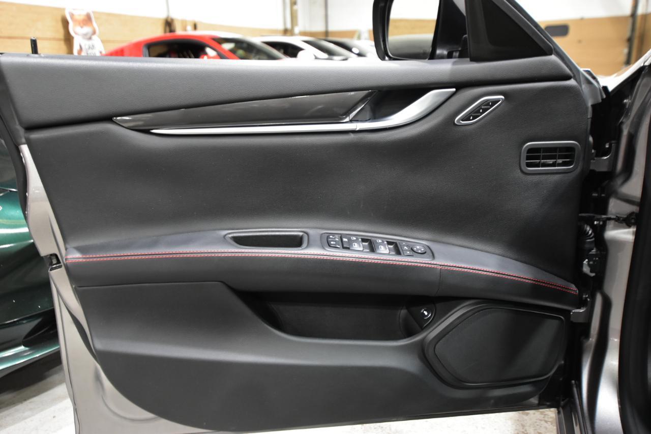 Maserati Ghibli 4dr Sdn 2016