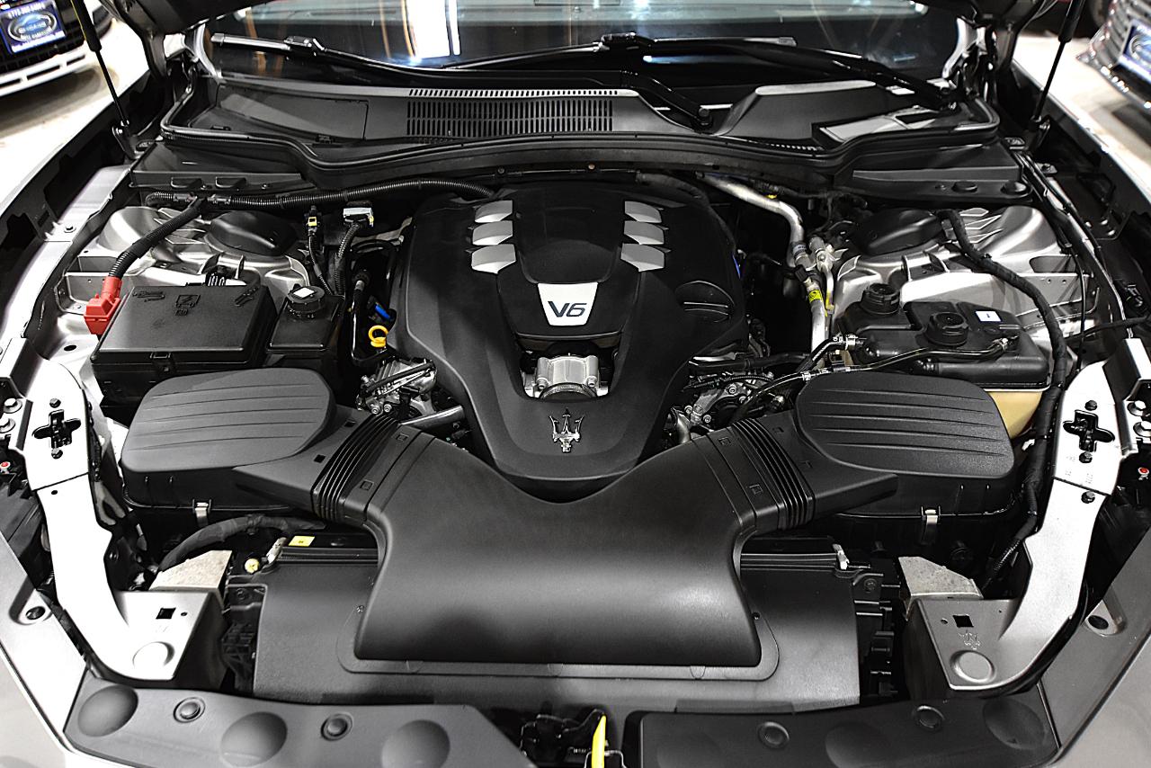 Maserati Ghibli 4dr Sdn 2016