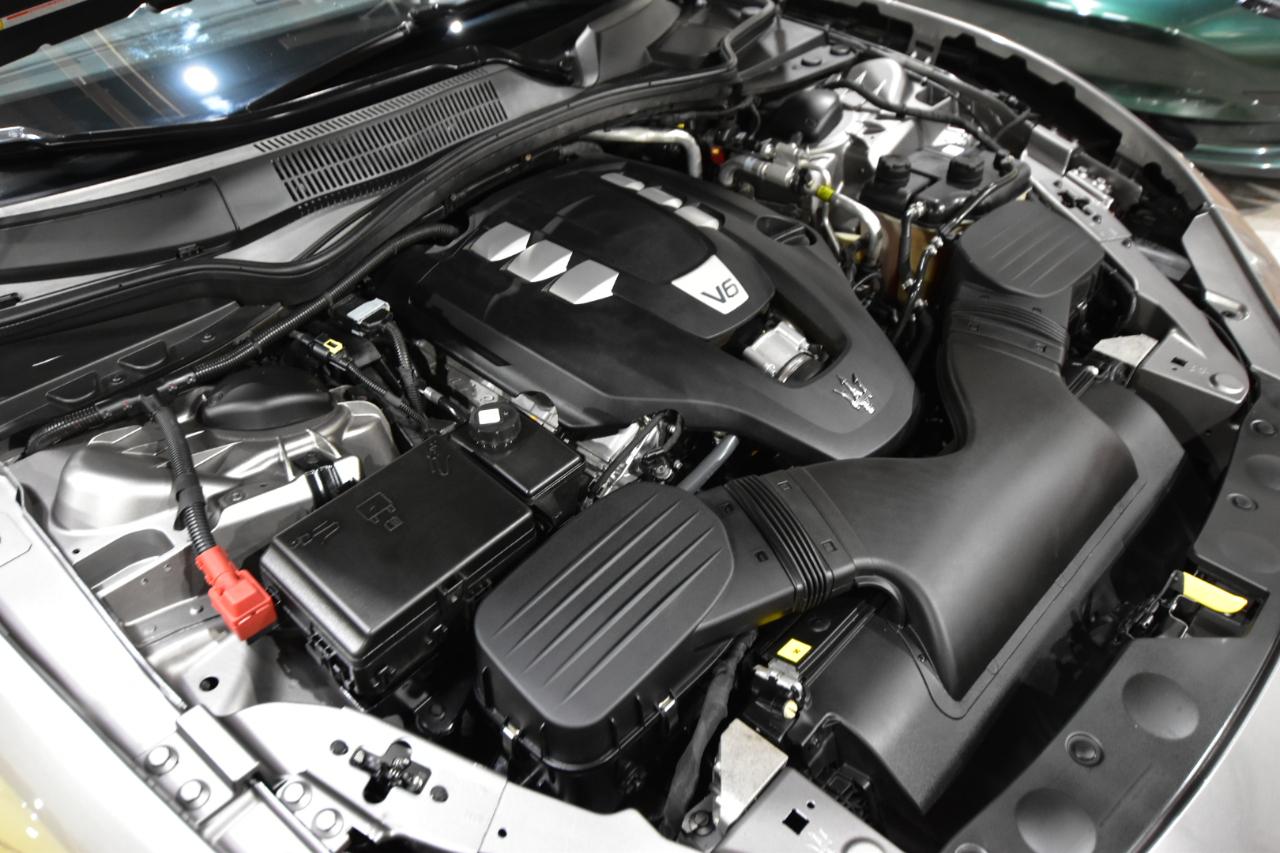 Maserati Ghibli 4dr Sdn 2016