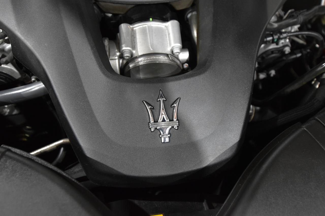 Maserati Ghibli 4dr Sdn 2016