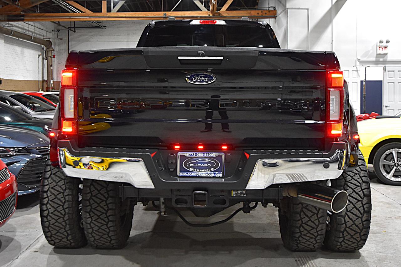 Ford Super Duty F-350 DRW Lariat 4WD Crew Cab 8' Box 2020