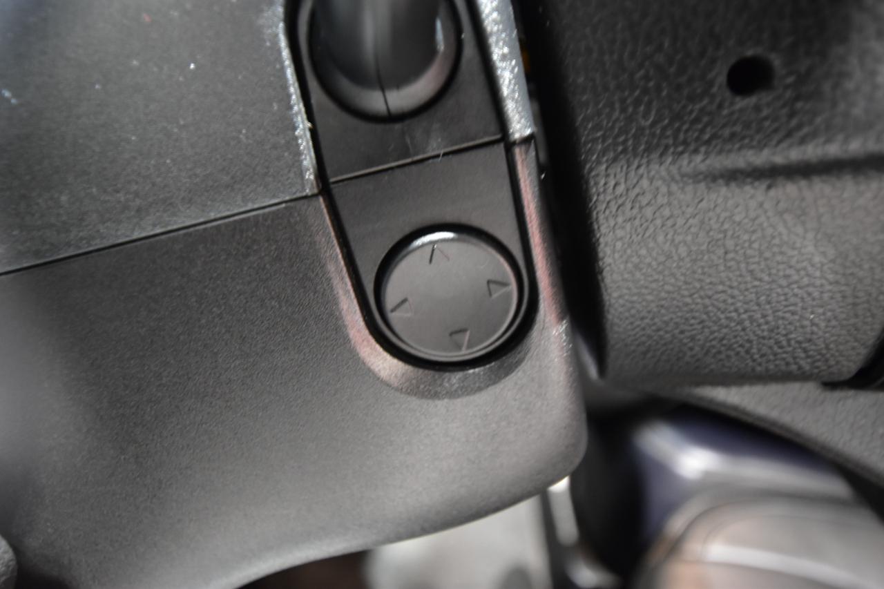 Ford Super Duty F-350 DRW Lariat 4WD Crew Cab 8' Box 2020