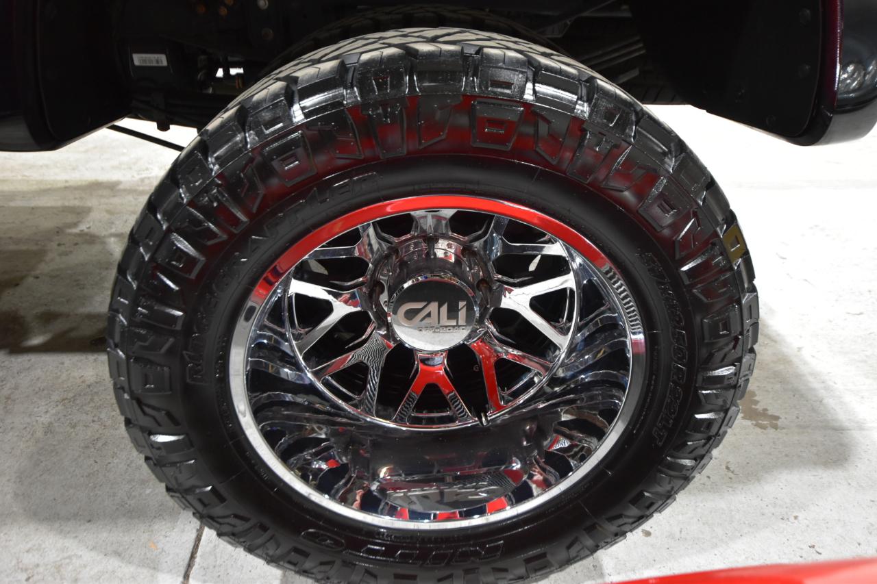 Ford Super Duty F-350 DRW Lariat 4WD Crew Cab 8' Box 2020