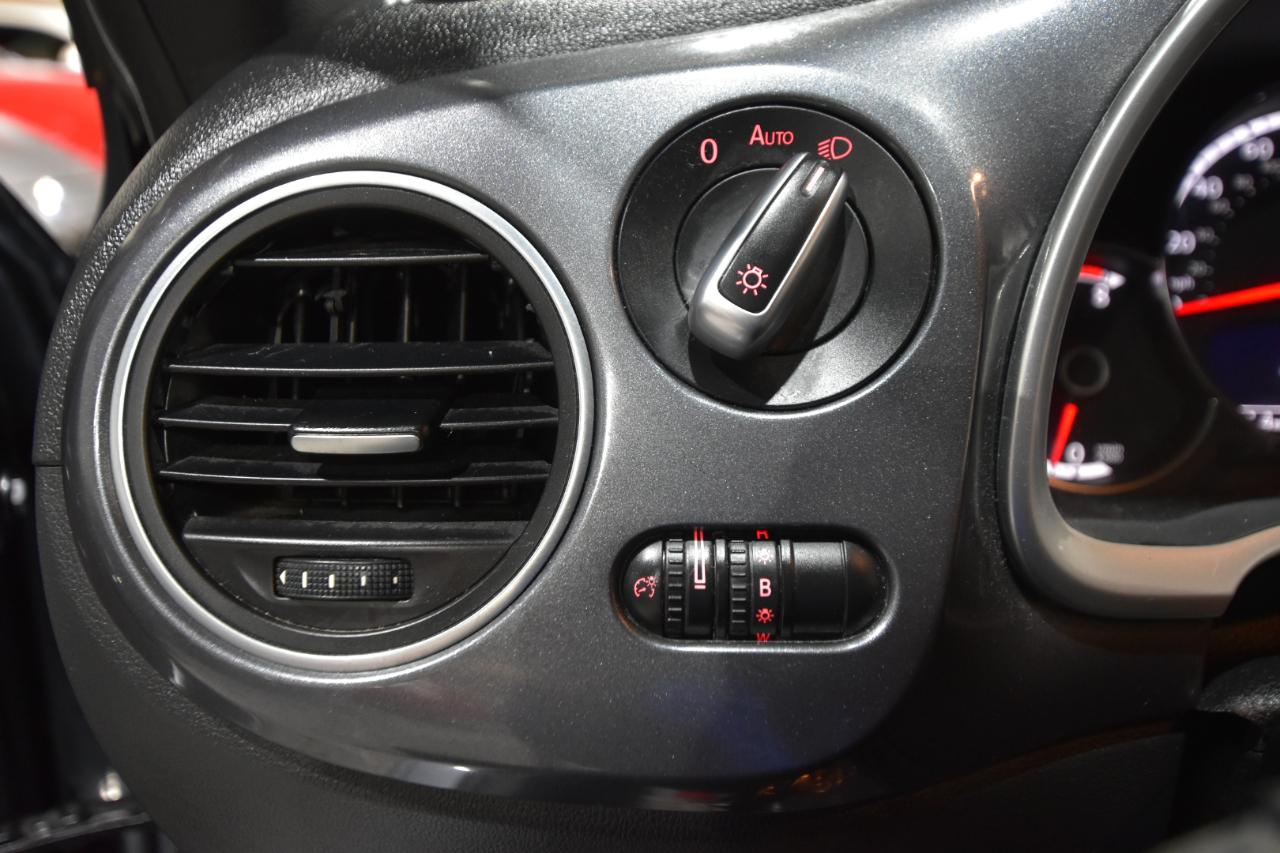 Volkswagen Beetle Coupe 2dr Auto 1.8T SE PZEV 2016