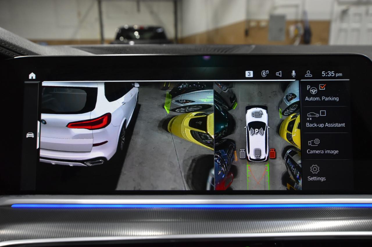 BMW X5 xDrive40i Sports Activity Vehicle 2023