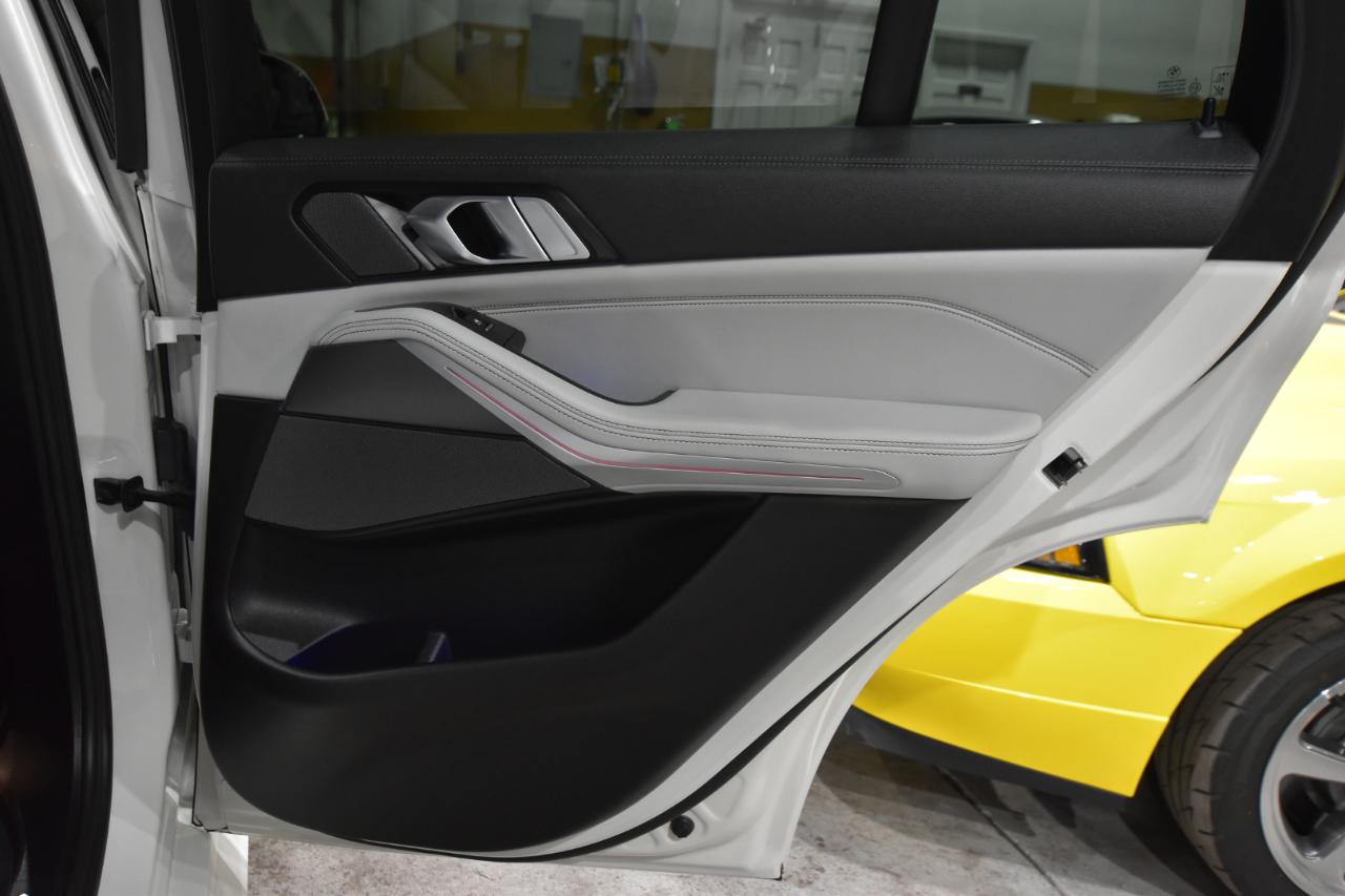 BMW X5 xDrive40i Sports Activity Vehicle 2023