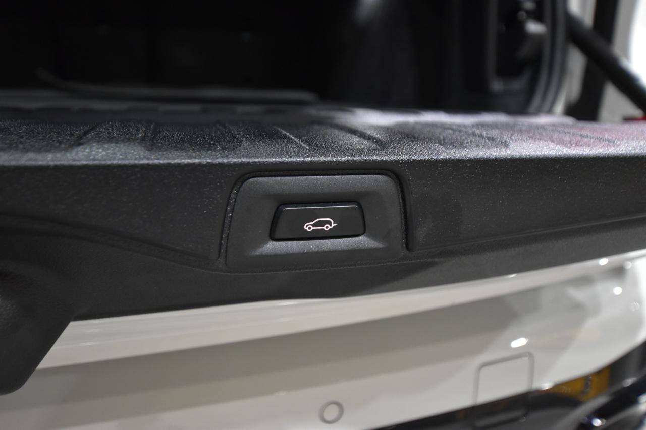 BMW X5 xDrive40i Sports Activity Vehicle 2023