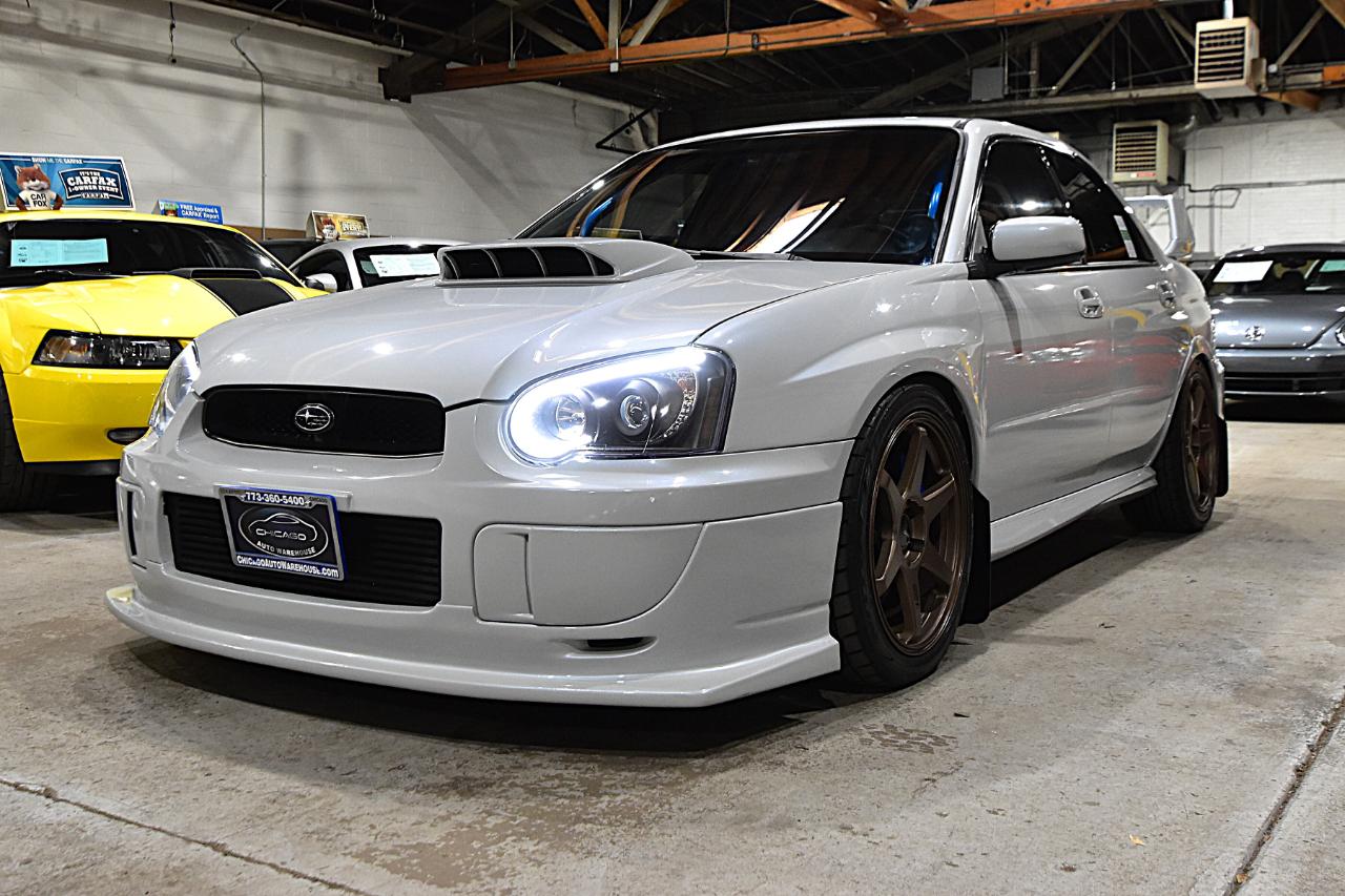 Subaru Impreza Sedan (Natl) 2.5 WRX STi w/Gold Wheels 2005