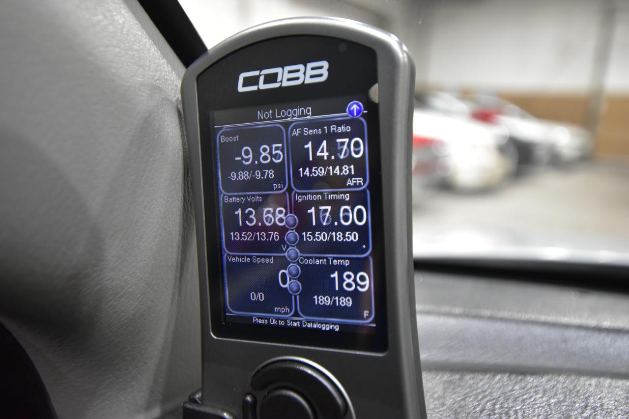 Subaru Impreza Sedan (Natl) 2.5 WRX STi w/Gold Wheels 2005