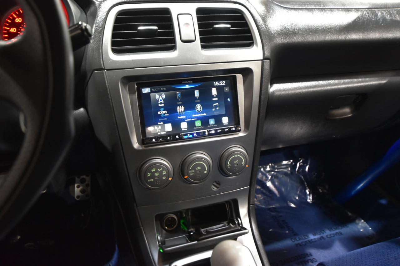 Subaru Impreza Sedan (Natl) 2.5 WRX STi w/Gold Wheels 2005