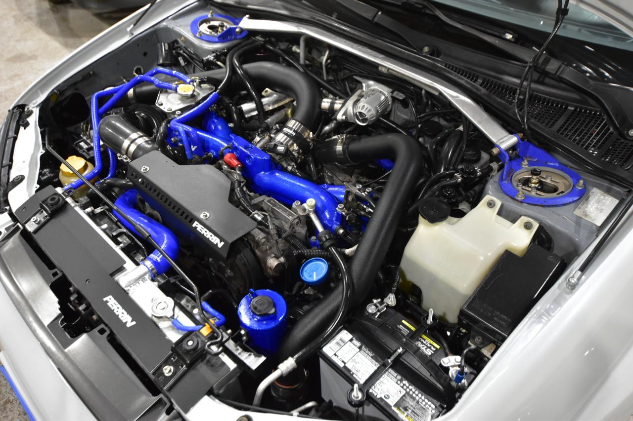 Subaru Impreza Sedan (Natl) 2.5 WRX STi w/Gold Wheels 2005