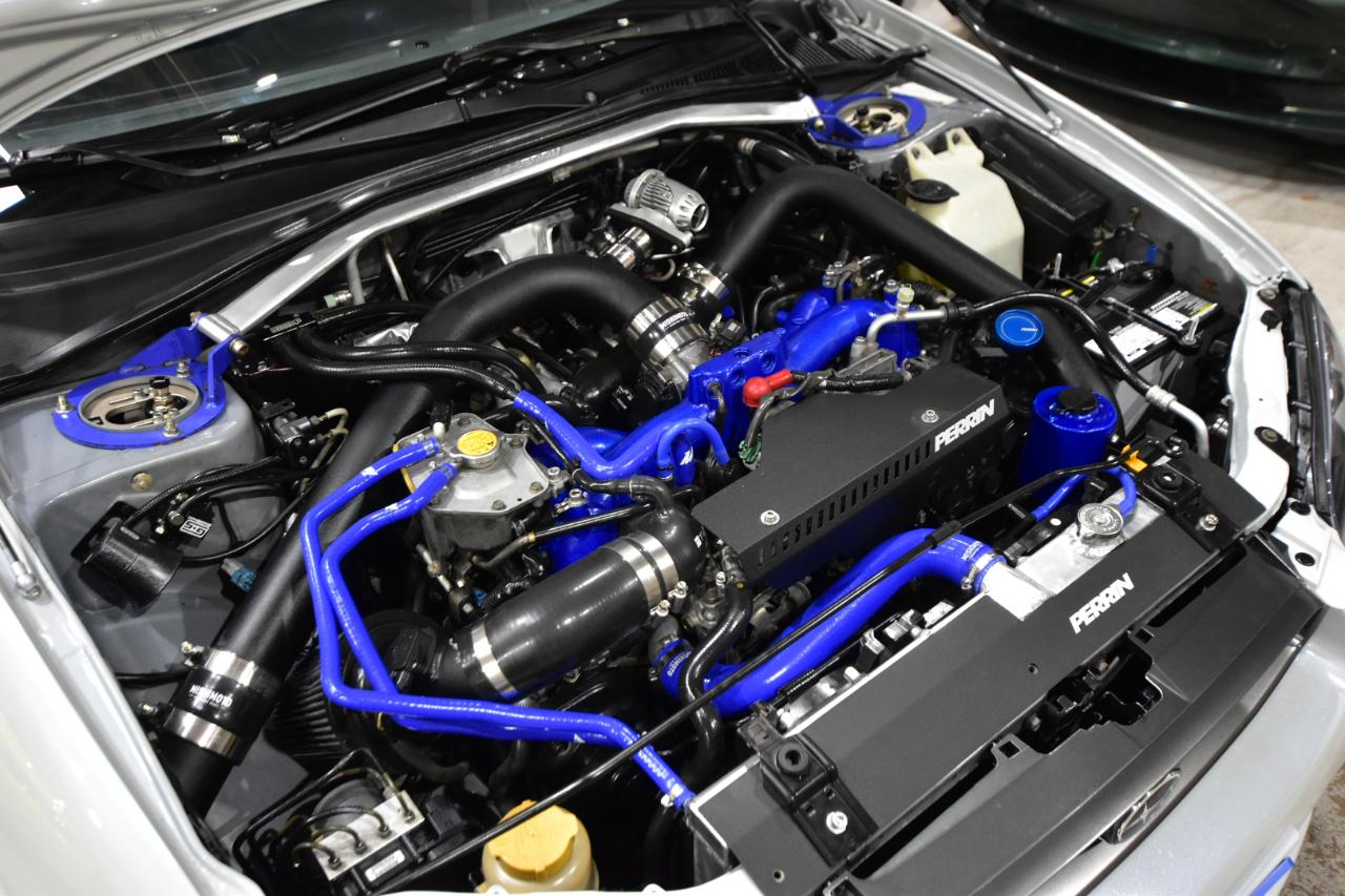 Subaru Impreza Sedan (Natl) 2.5 WRX STi w/Gold Wheels 2005