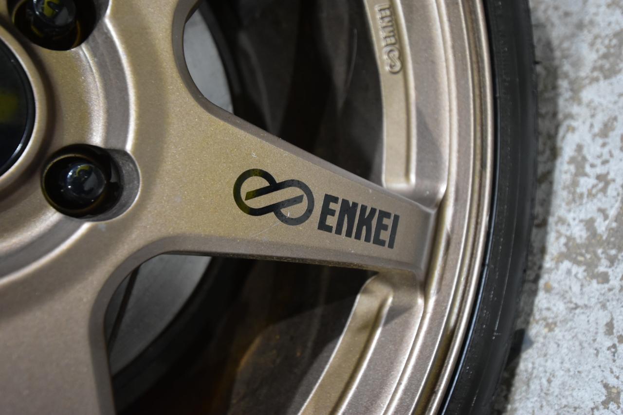 Subaru Impreza Sedan (Natl) 2.5 WRX STi w/Gold Wheels 2005