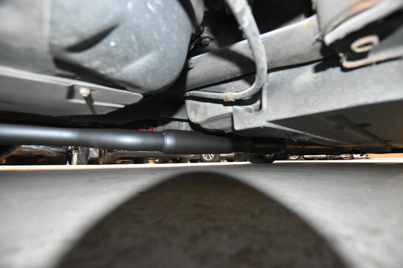 Subaru Impreza Sedan (Natl) 2.5 WRX STi w/Gold Wheels 2005