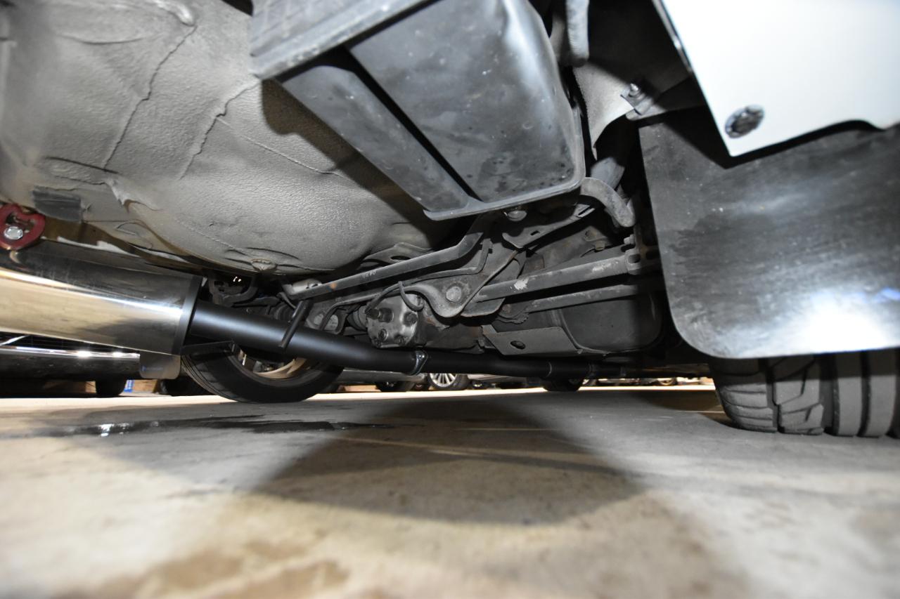 Subaru Impreza Sedan (Natl) 2.5 WRX STi w/Gold Wheels 2005