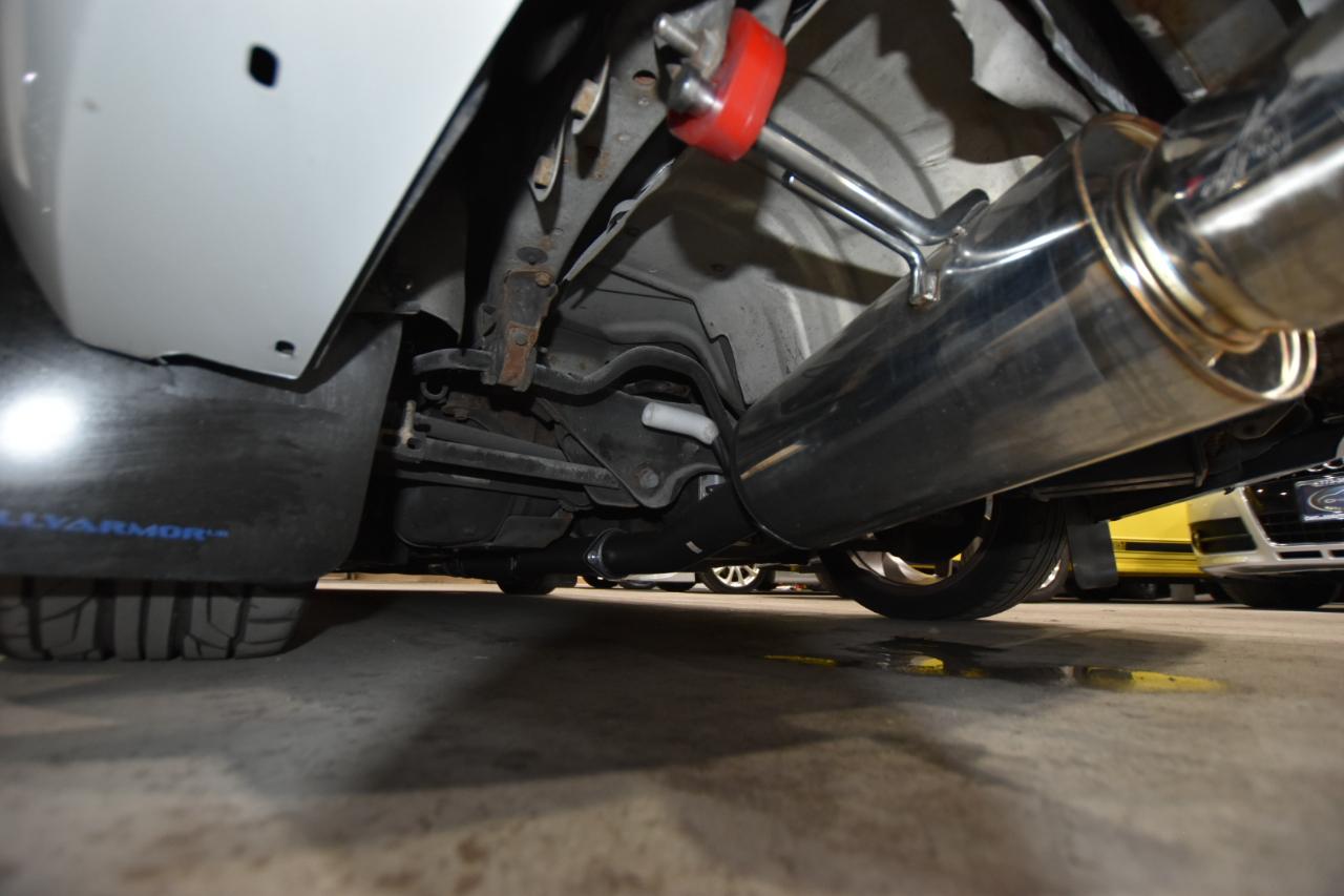 Subaru Impreza Sedan (Natl) 2.5 WRX STi w/Gold Wheels 2005