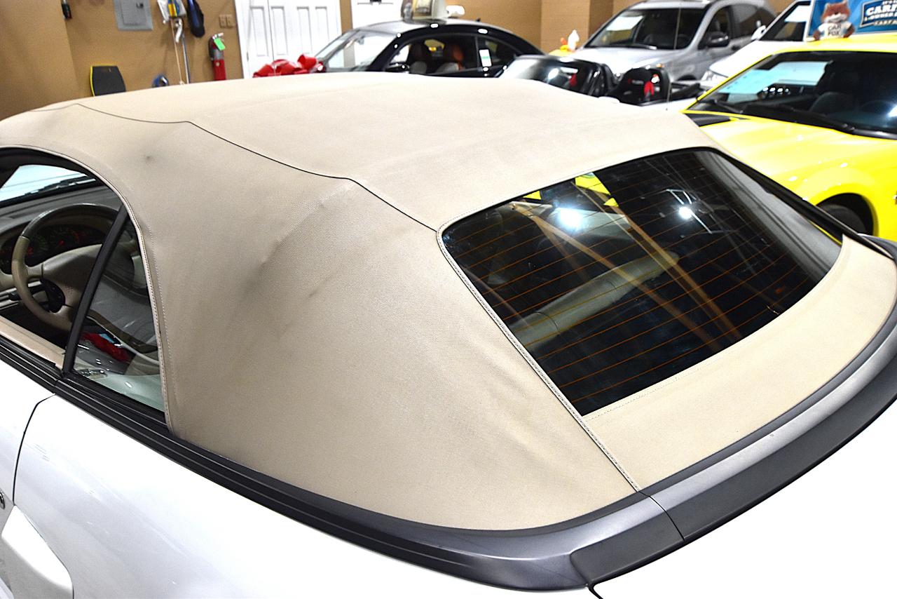 Ford Mustang 2dr Conv GT Deluxe 2004