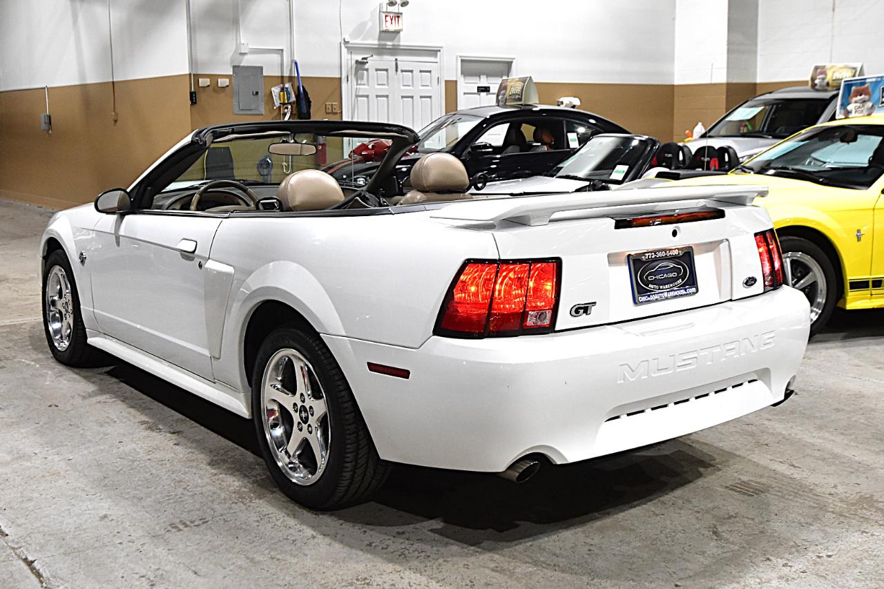 Ford Mustang 2dr Conv GT Deluxe 2004