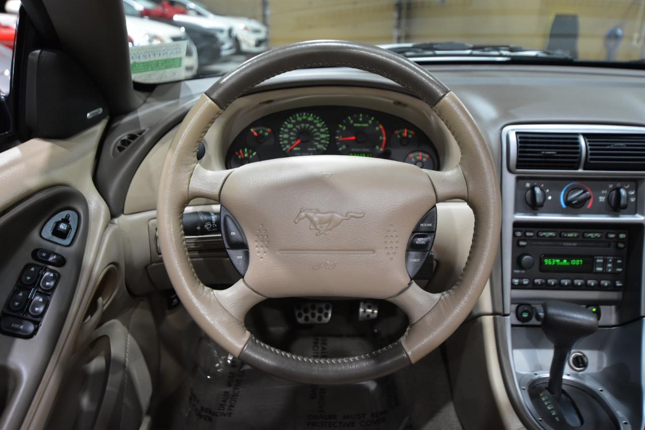 Ford Mustang 2dr Conv GT Deluxe 2004