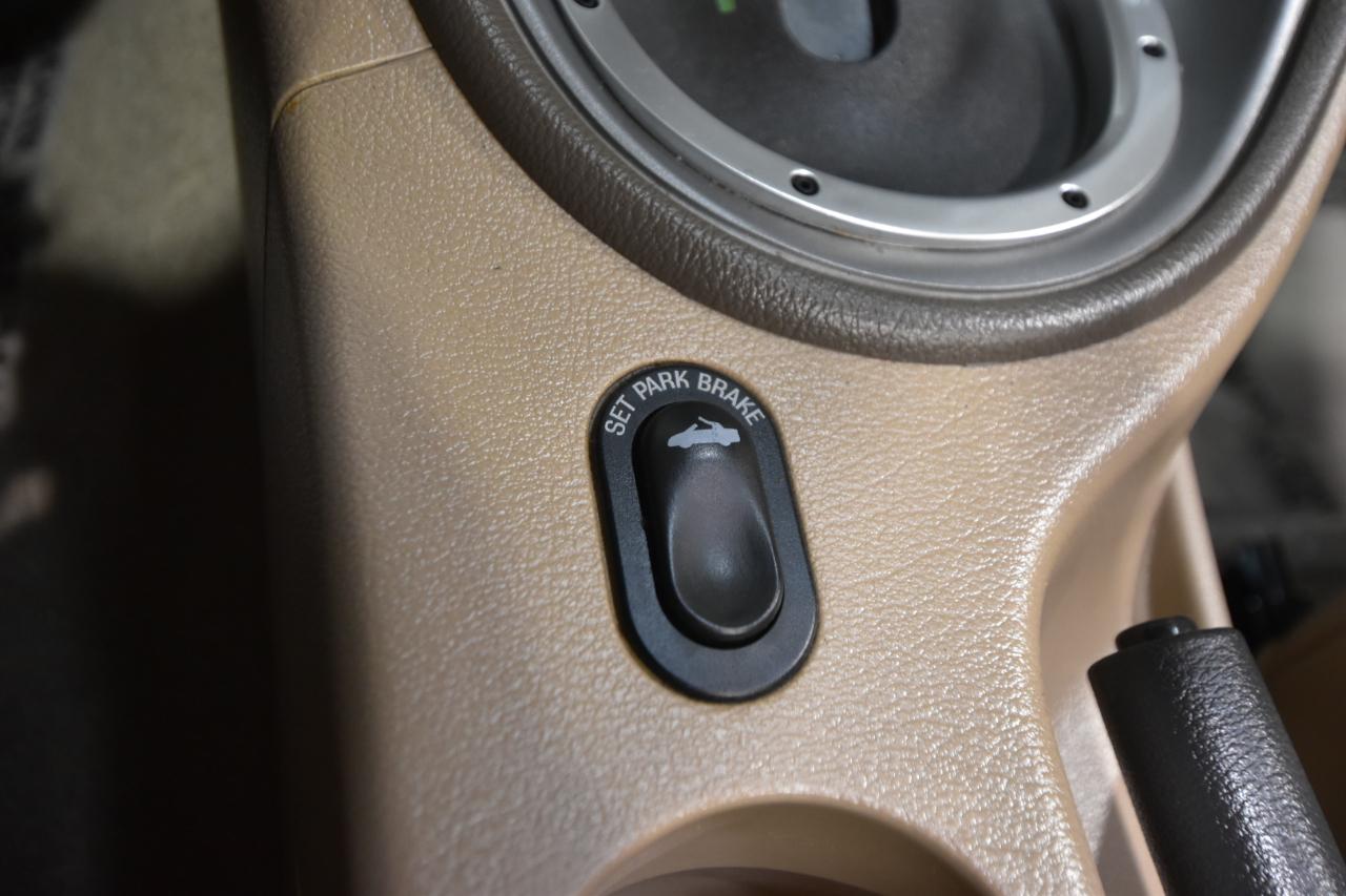 Ford Mustang 2dr Conv GT Deluxe 2004