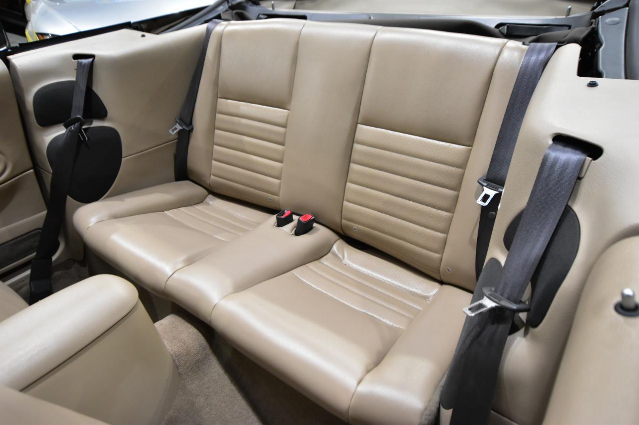 Ford Mustang 2dr Conv GT Deluxe 2004