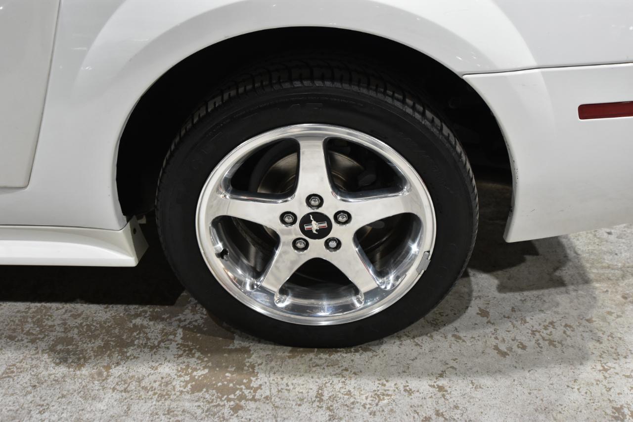 Ford Mustang 2dr Conv GT Deluxe 2004