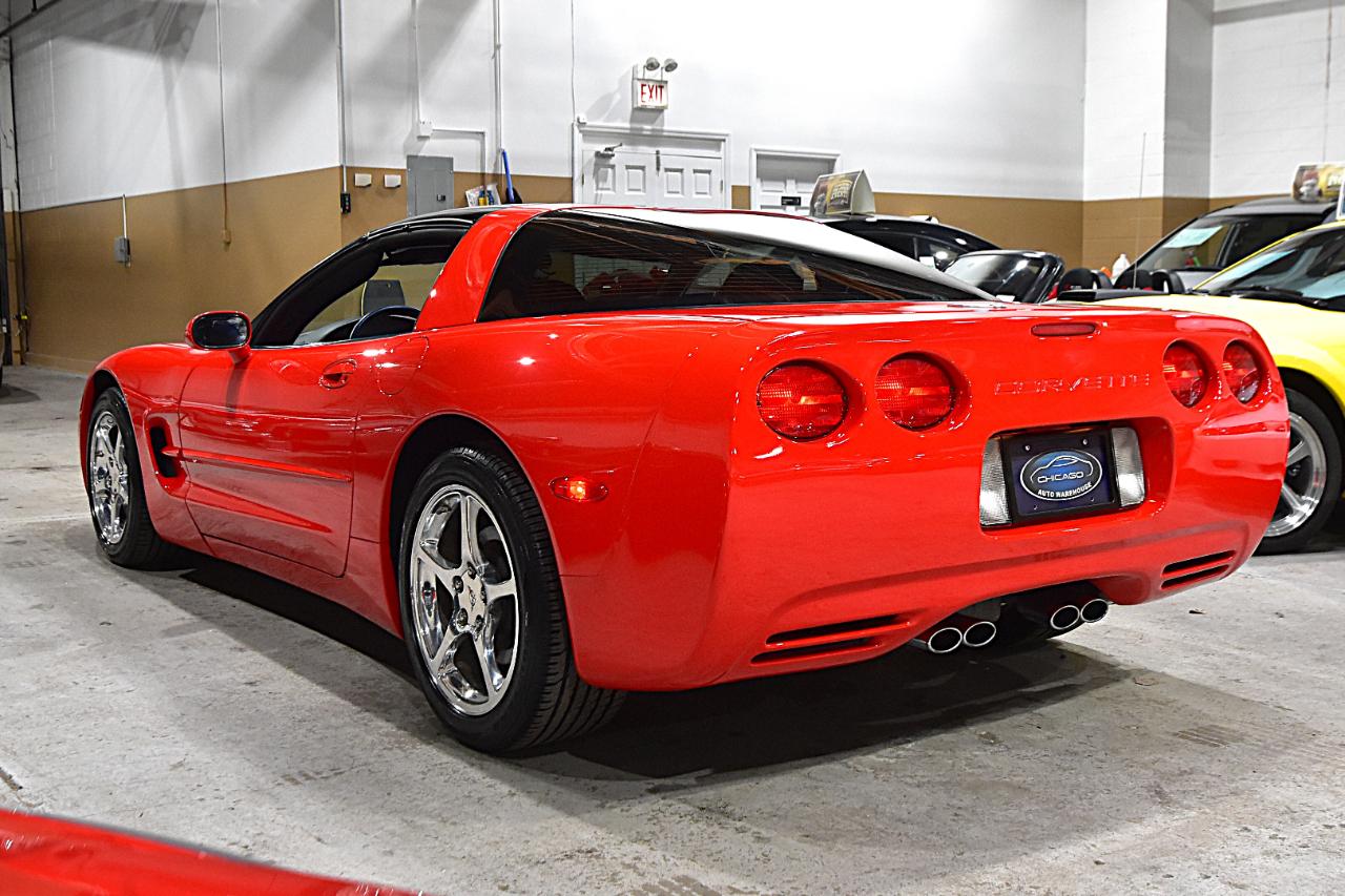 Chevrolet Corvette 2dr Cpe 2003