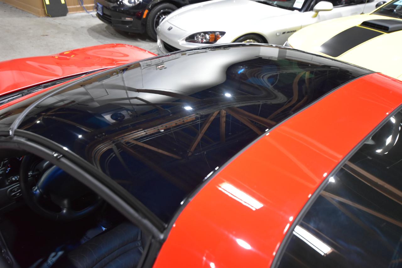 Chevrolet Corvette 2dr Cpe 2003