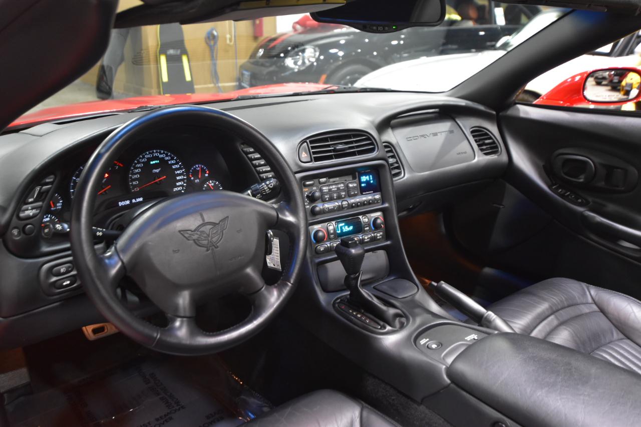 Chevrolet Corvette 2dr Cpe 2003
