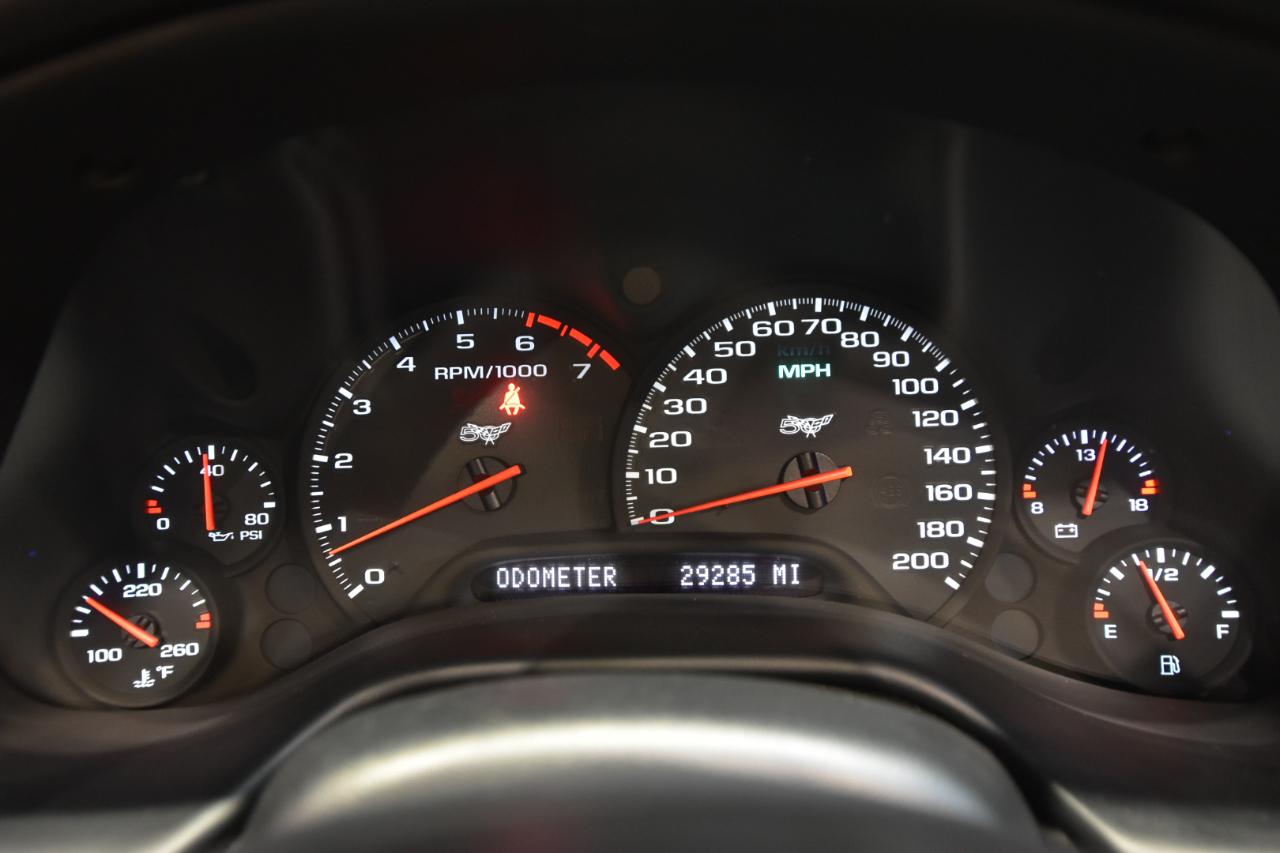 Chevrolet Corvette 2dr Cpe 2003