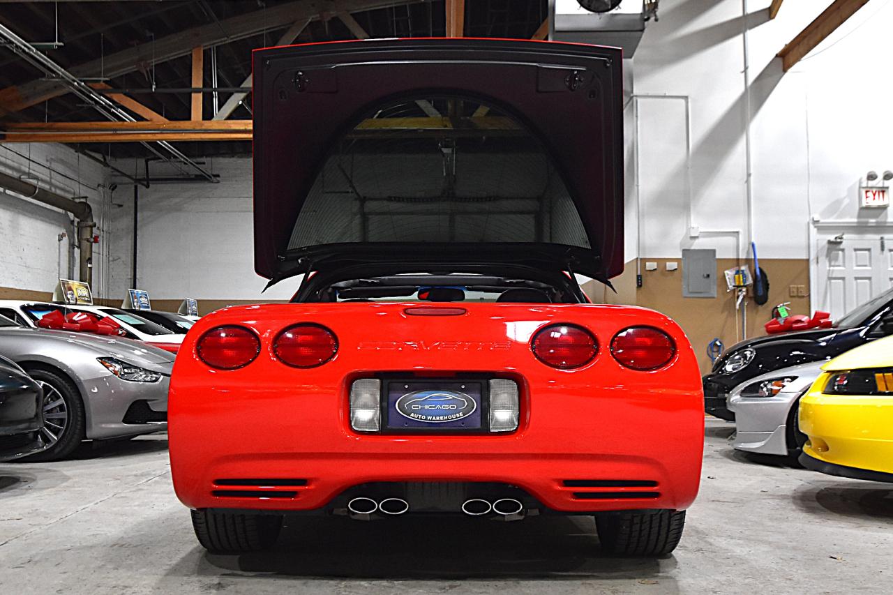 Chevrolet Corvette 2dr Cpe 2003