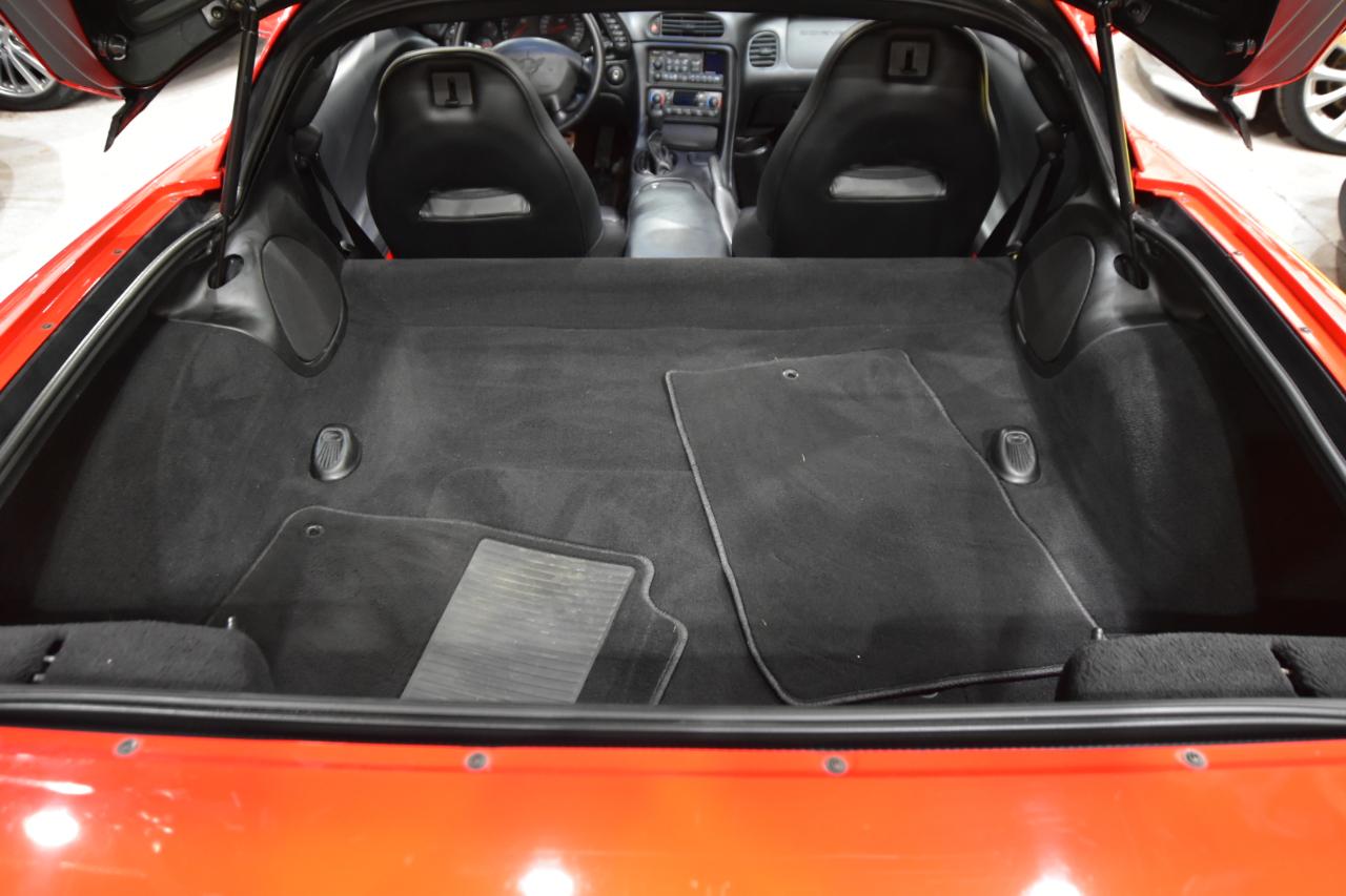 Chevrolet Corvette 2dr Cpe 2003