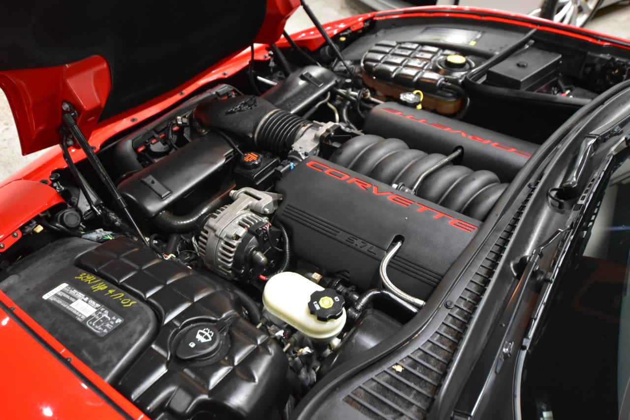 Chevrolet Corvette 2dr Cpe 2003