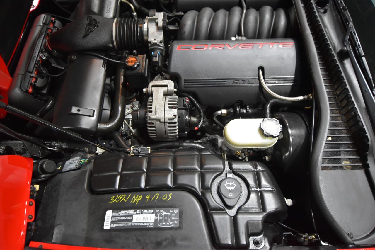 Chevrolet Corvette 2dr Cpe 2003