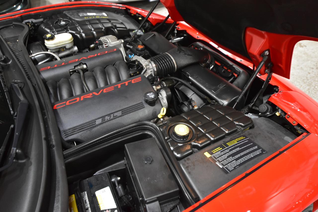 Chevrolet Corvette 2dr Cpe 2003